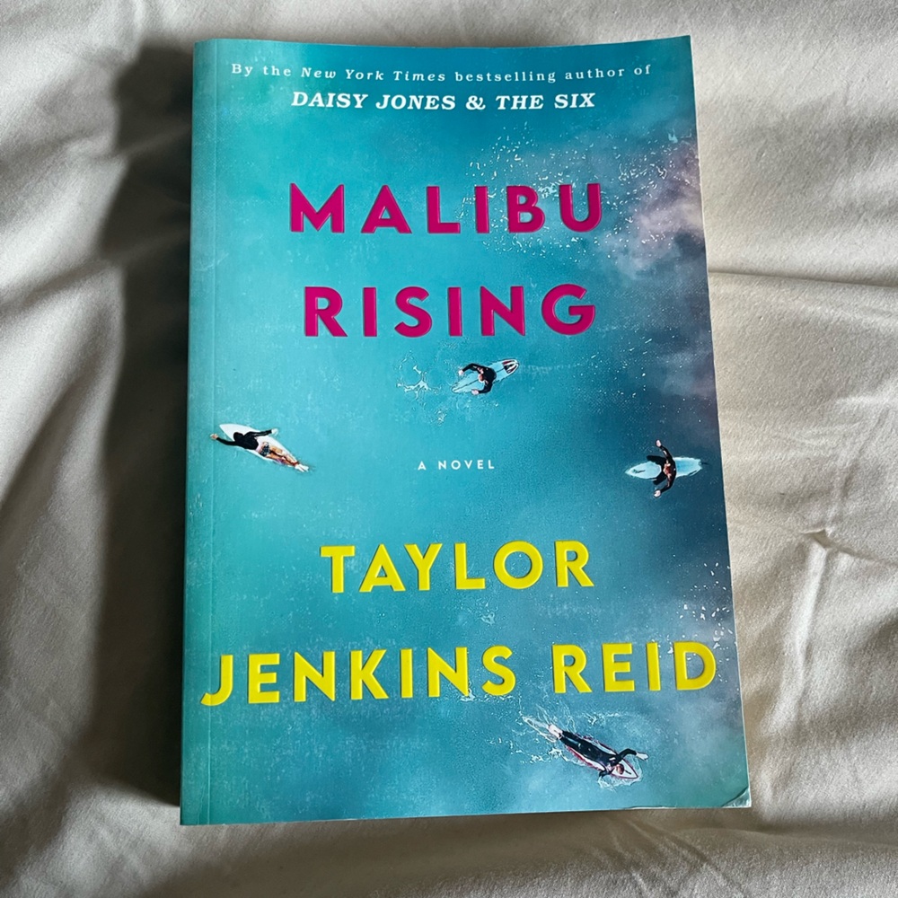 Malibu Rising by Taylor Jenkins Reid